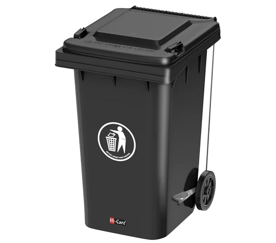 Garbage Bin With Pedel
